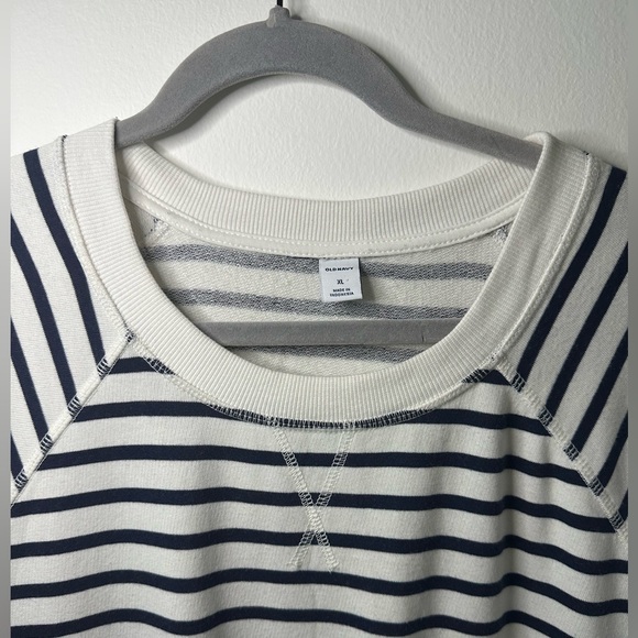 Old Navy short-sleeve sweatshirt dress - Picture 4 of 6
